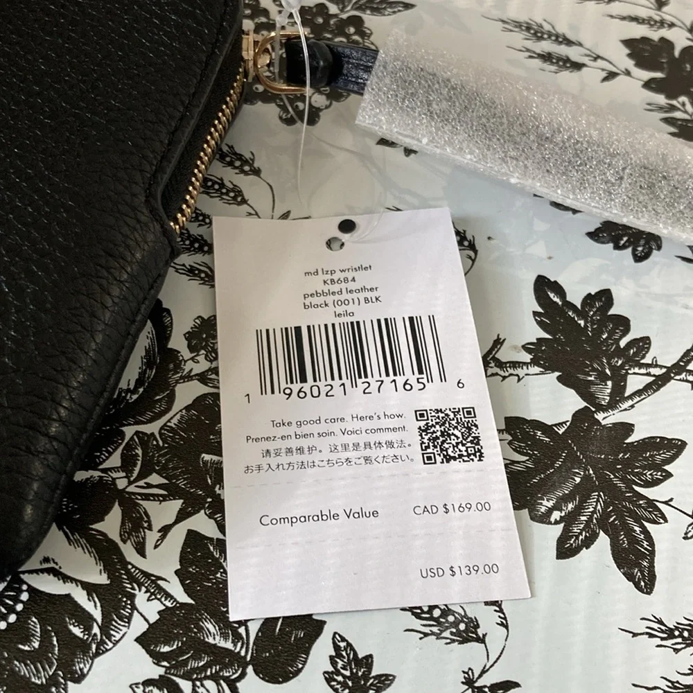 kate spade Black Pebbled Leather Wristlet Clutch